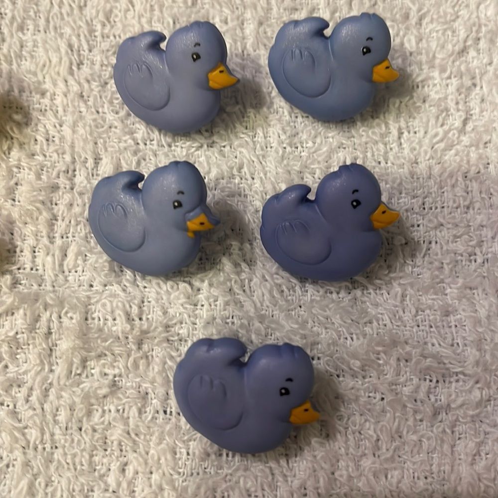 Adorable Vintage Blue and Yellow Chick Buttons - Picture 3 of 6